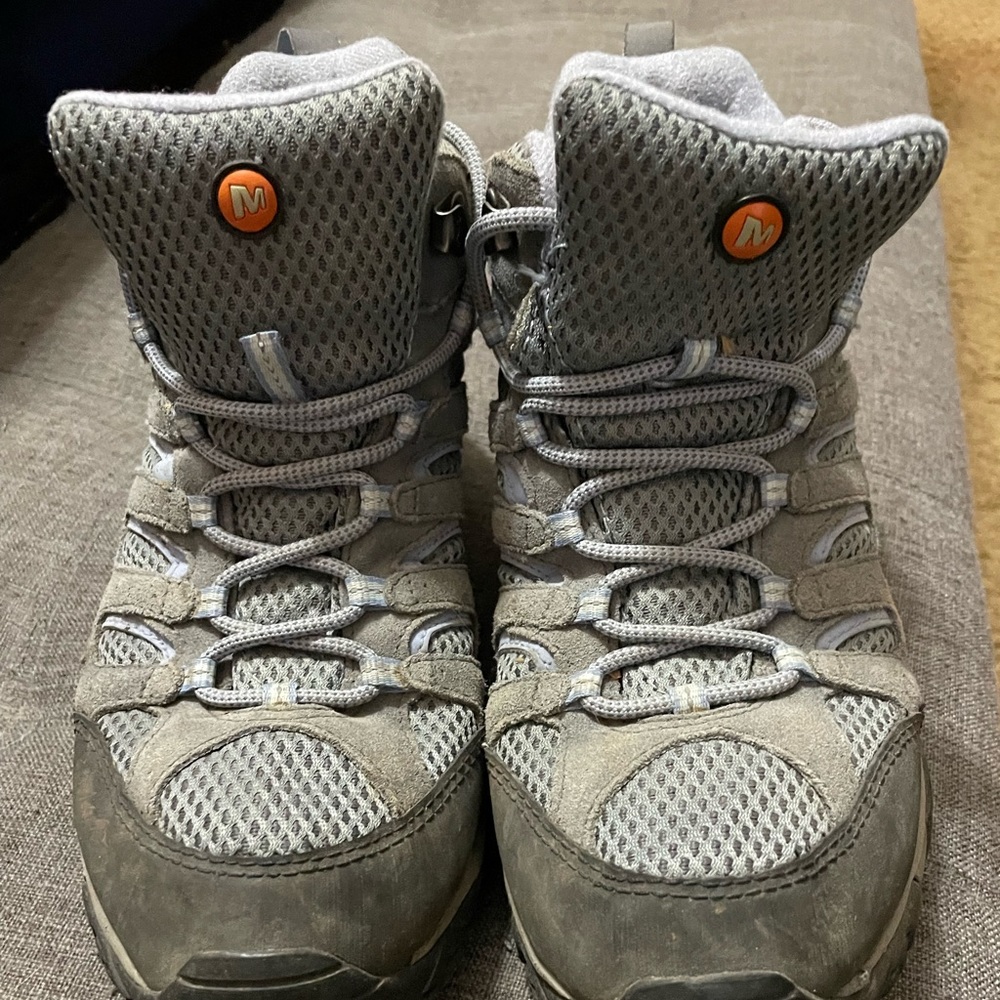 Merrell Dusty Blue Waterproof Hiking Boots Size 10 vibram soles